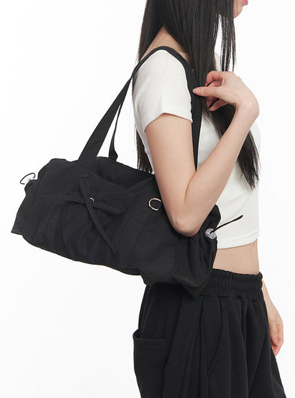 ribbon-duffel-bag-iy516