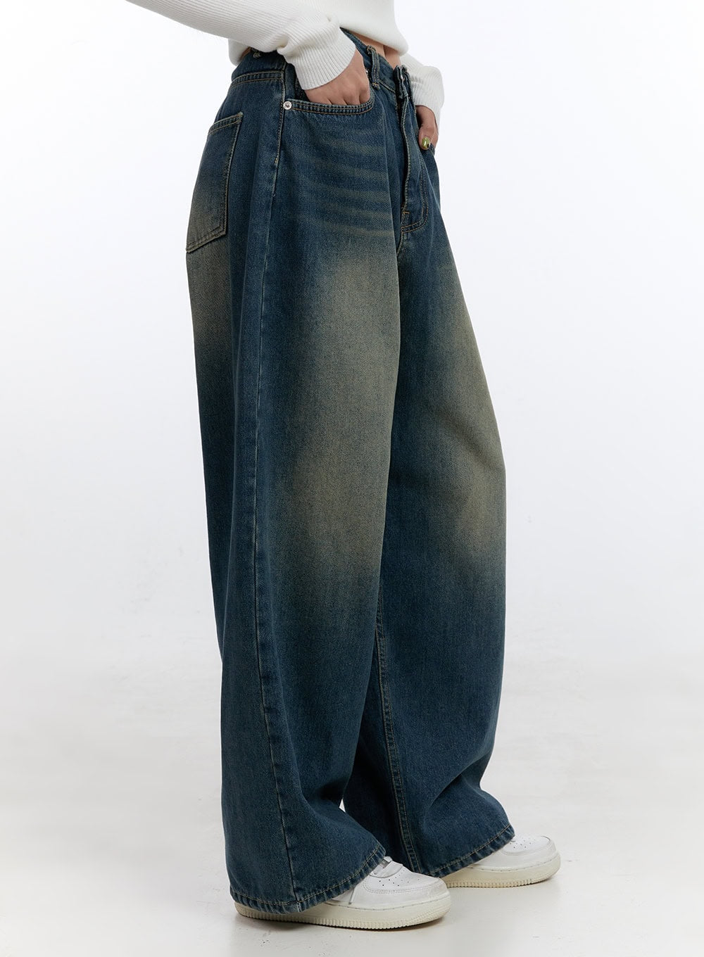 fiona-baggy-washed-jeans-cn401