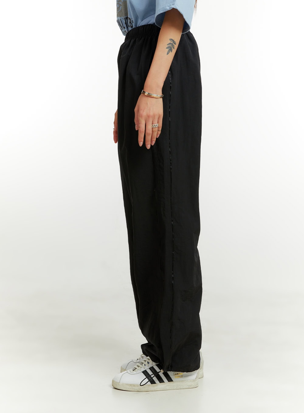 solid-parachute-pants-cu421