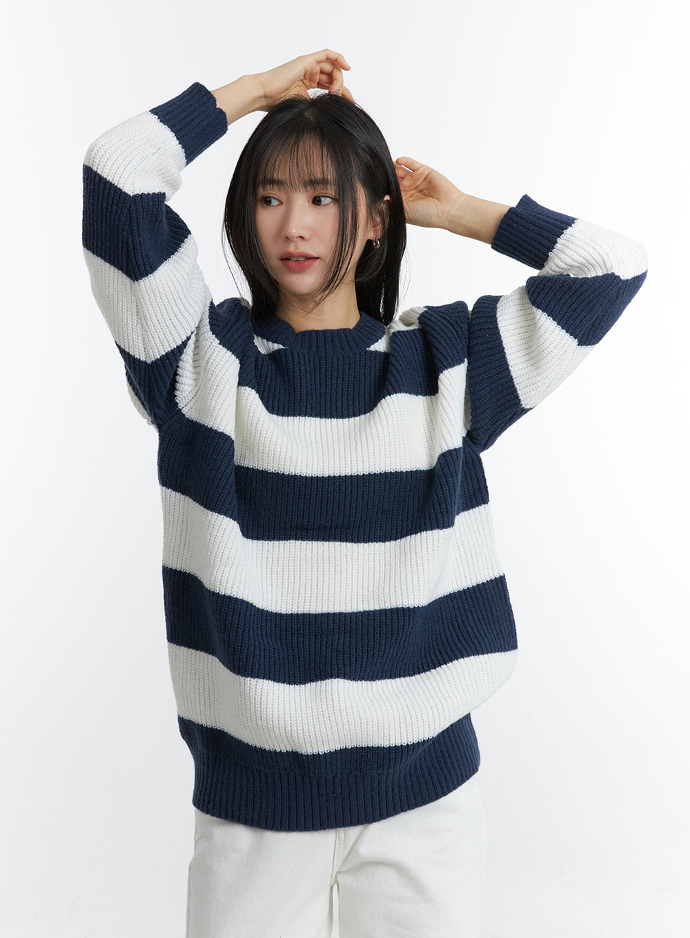 crew-neck-stripe-knit-sweater-od307