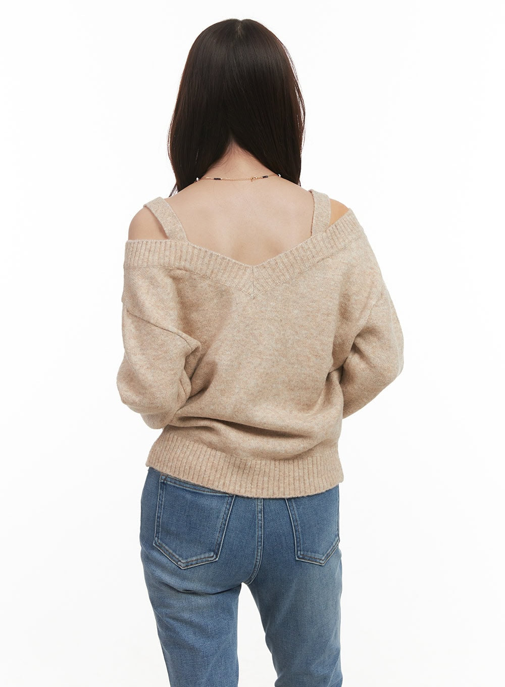 off-shoulder-v-neck-sweater-with-straps-cj515
