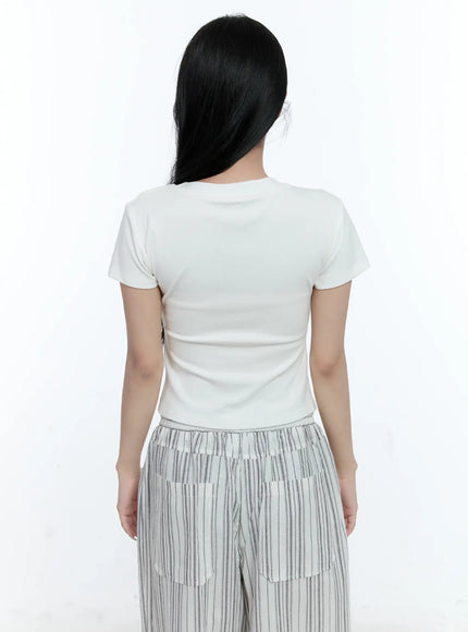 river-graphic-crop-top-cl530