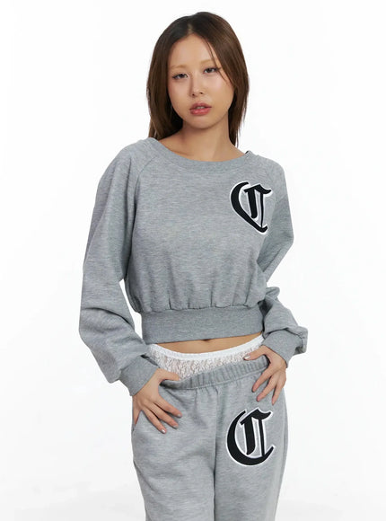cozy-graphic-thermal-crop-sweatshirt-in528