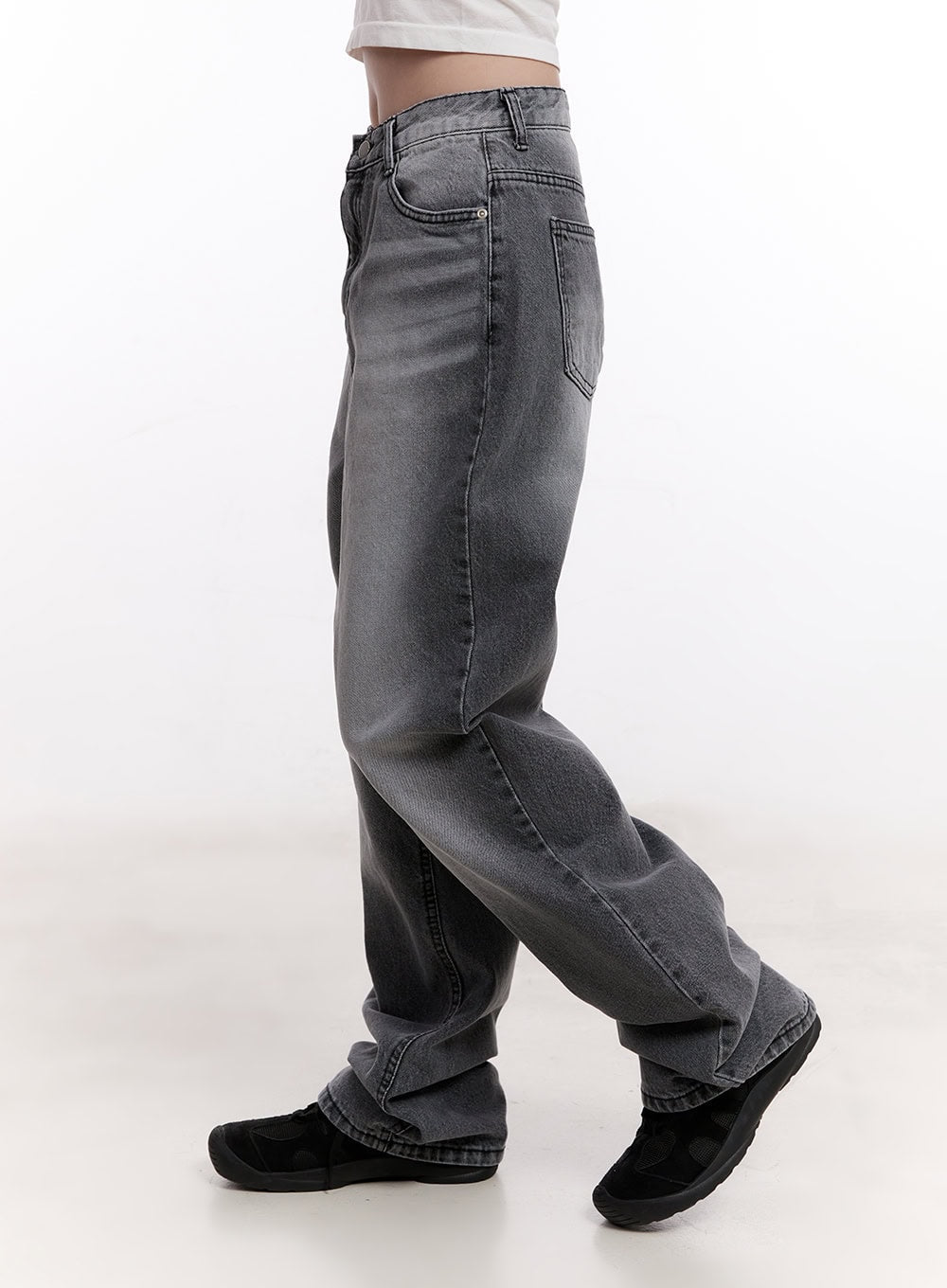 Athena Washed Wide-Leg Jeans CM527