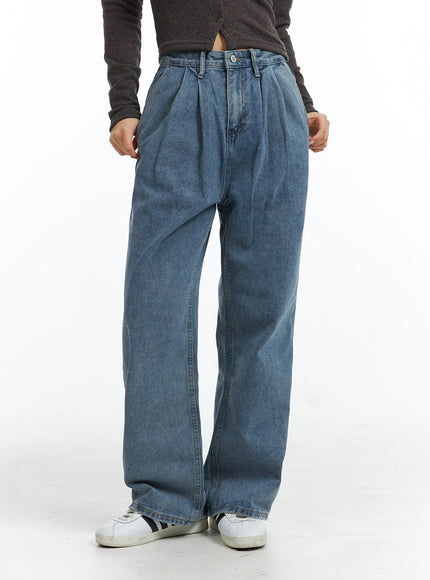 pintuck-washed-straight-leg-jeans-oj412