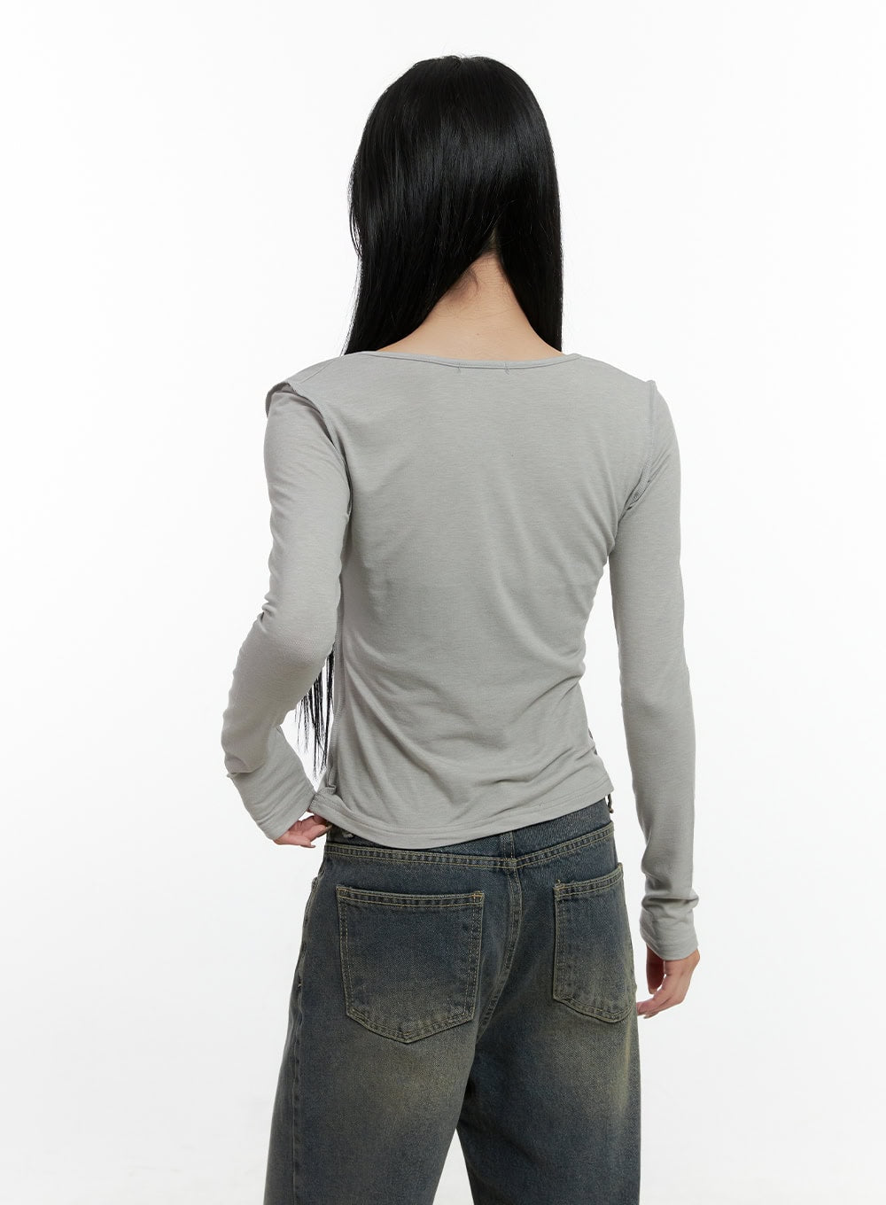 stitched-v-neck-long-sleeve-top-cn407