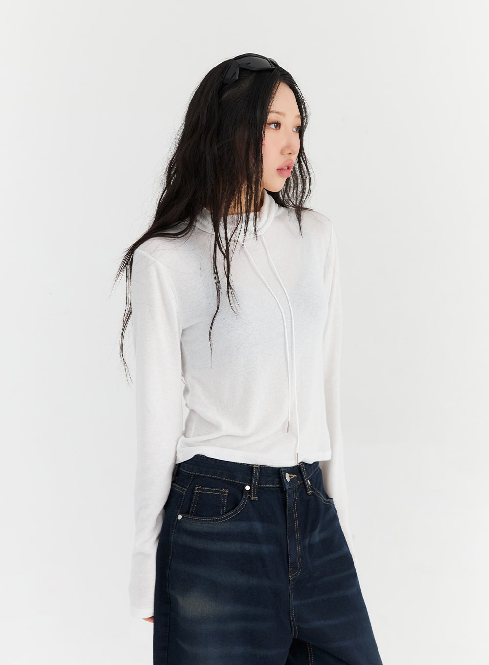 string-turtleneck-long-sleeve-top-cn303