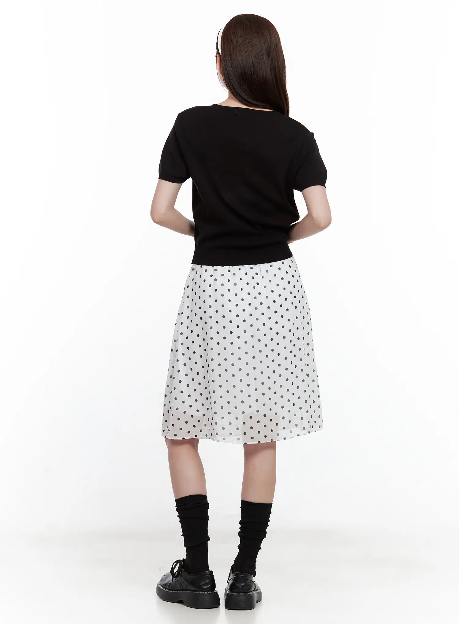 lightweight-round-neck-top