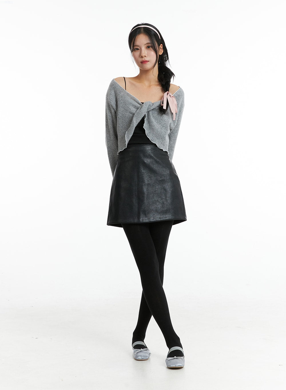 twisted-off-shoulder-crop-sweater-od301