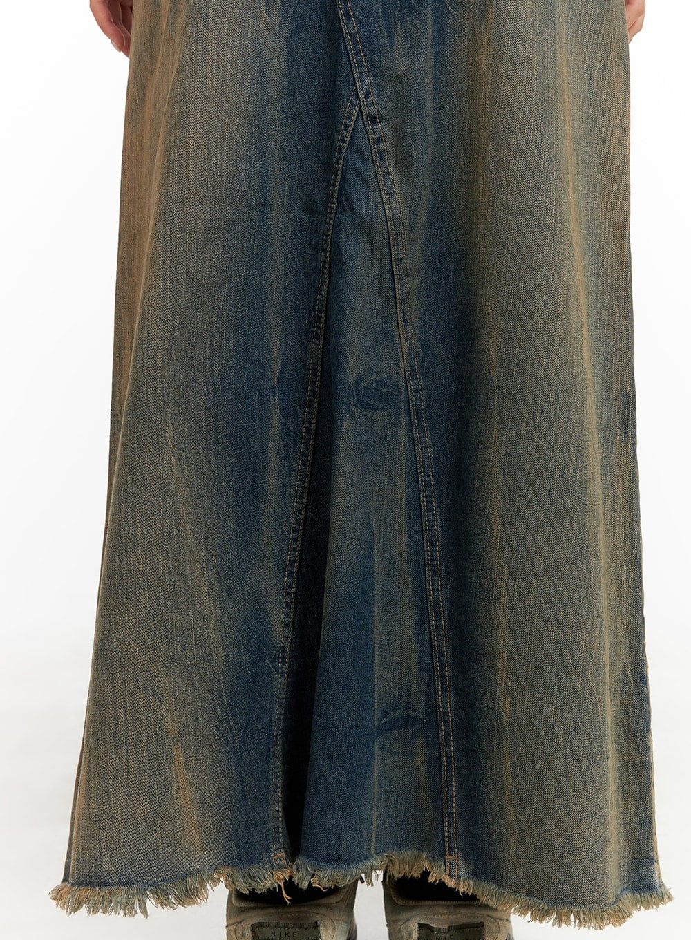 vintage-washed-denim-maxi-skirt-ca415