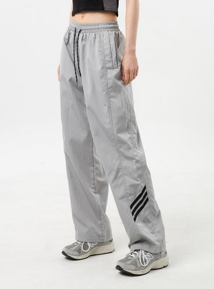 wide-leg-track-pants-cu309