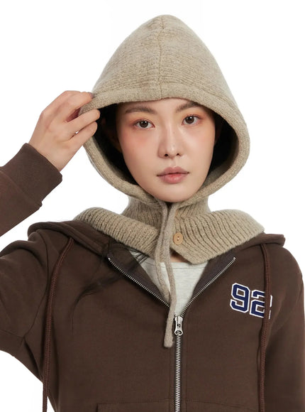 buttoned-knit-hood-hat-in528