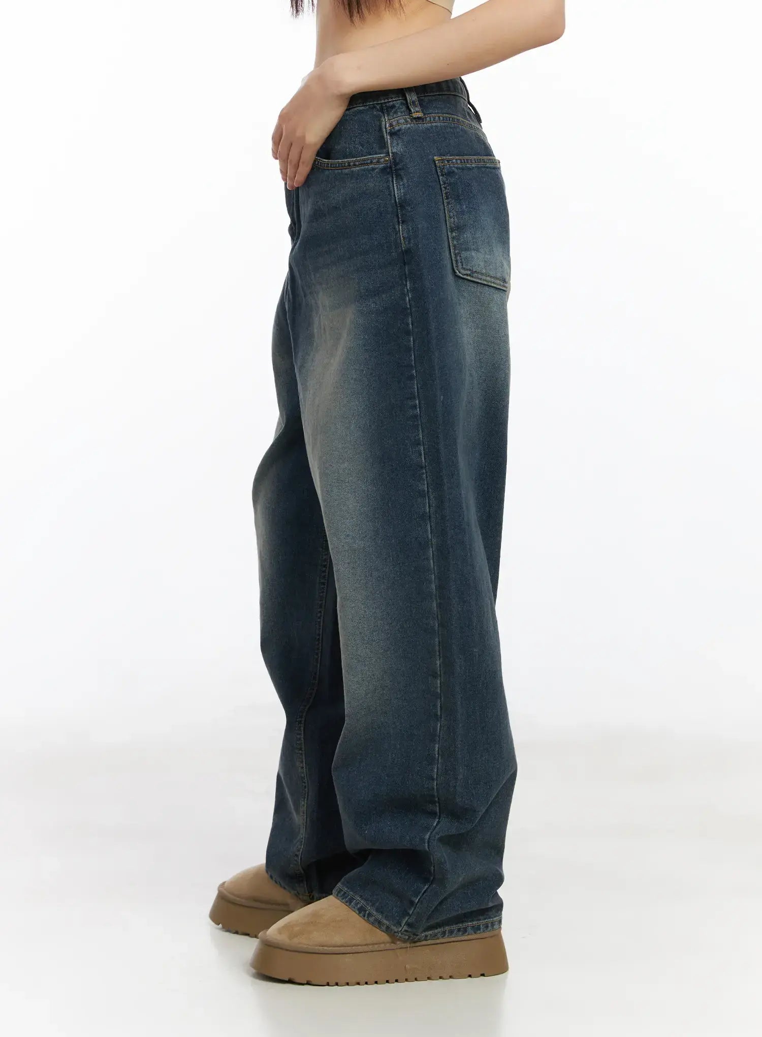 Eliza Fleece-Lined Washed Wide Leg Jeans CD518