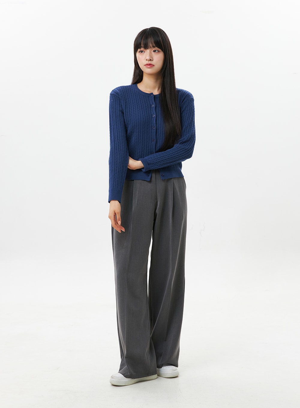 cable-knit-round-neck-cardigan-os305