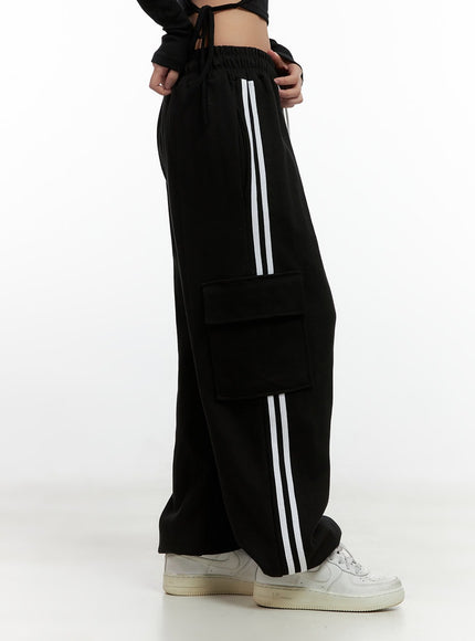 pocket-detail-wide-leg-track-pants-cn412