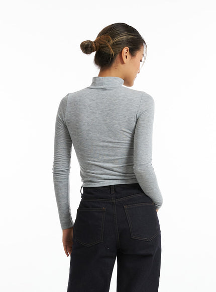 essential-elevated-turtleneck-co318