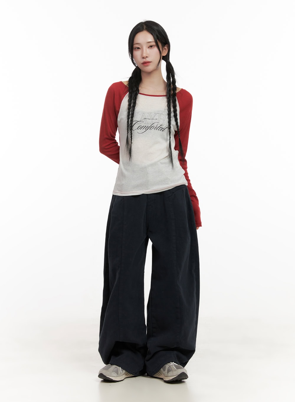 graphic-lettering-raglan-top-cd404