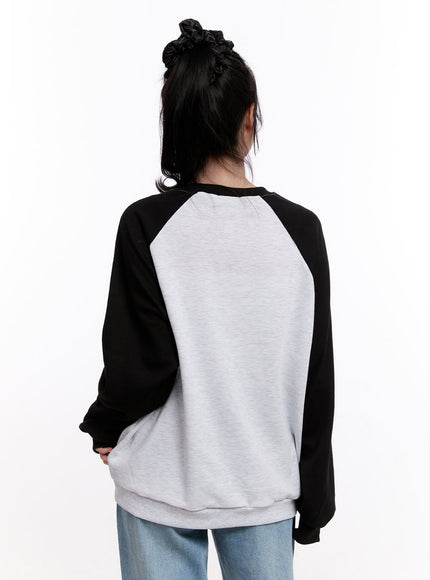 casual-graphic-logo-sweatshirt-cm527