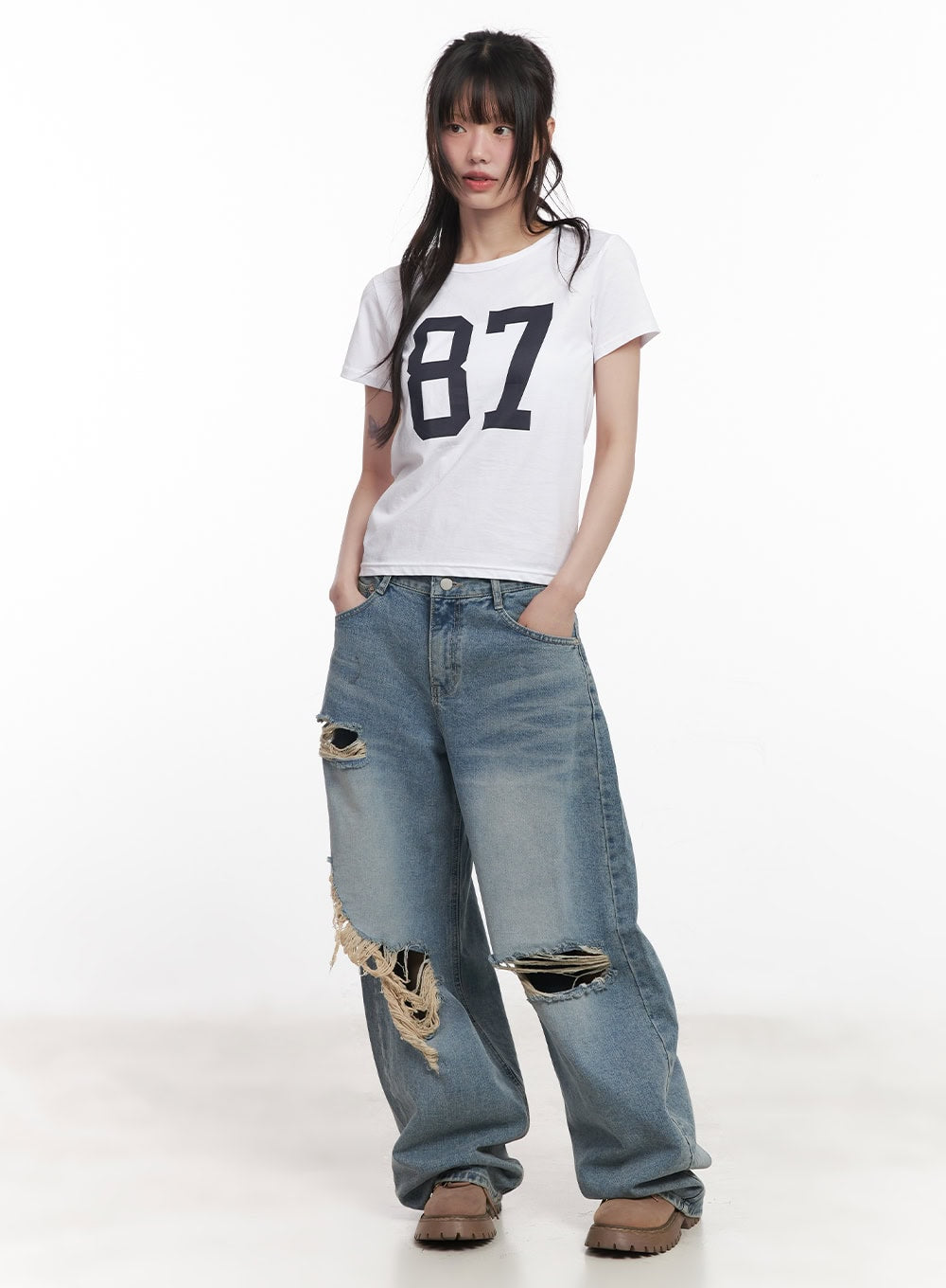 hattie-distressed-wide-leg-jeans-cy520