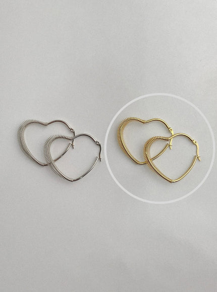 Twinkle Heart Earring IA517