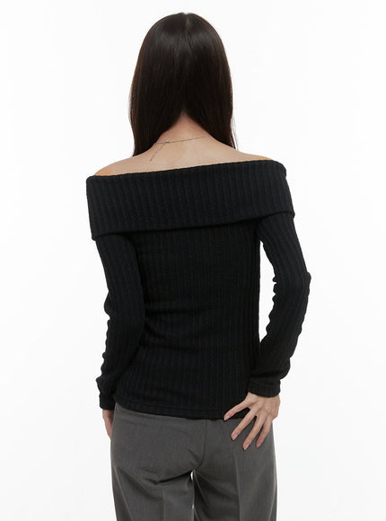 sleek-off-shoulder-button-cardigan-os416