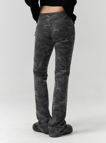 bootcut-camo-slim-pants-cs318