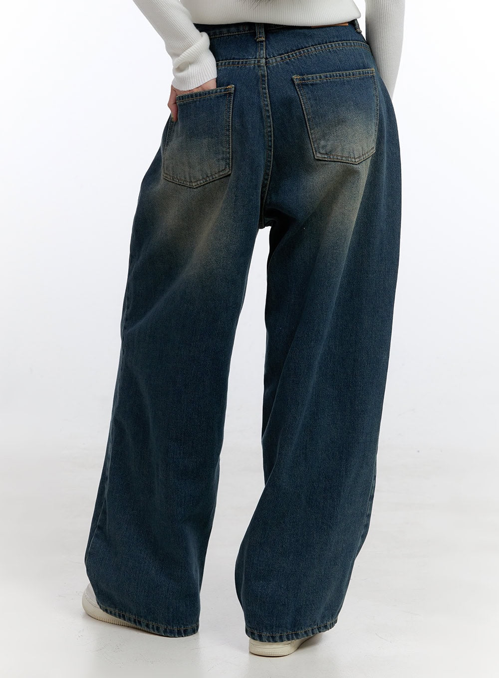 fiona-baggy-washed-jeans-cn401