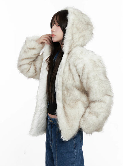 oversized-quilted-faux-fur-hooded-jacket-co521