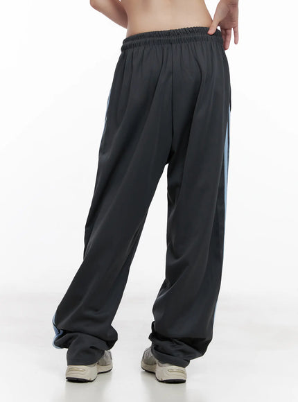 wide-leg-striped-track-pants-cg519