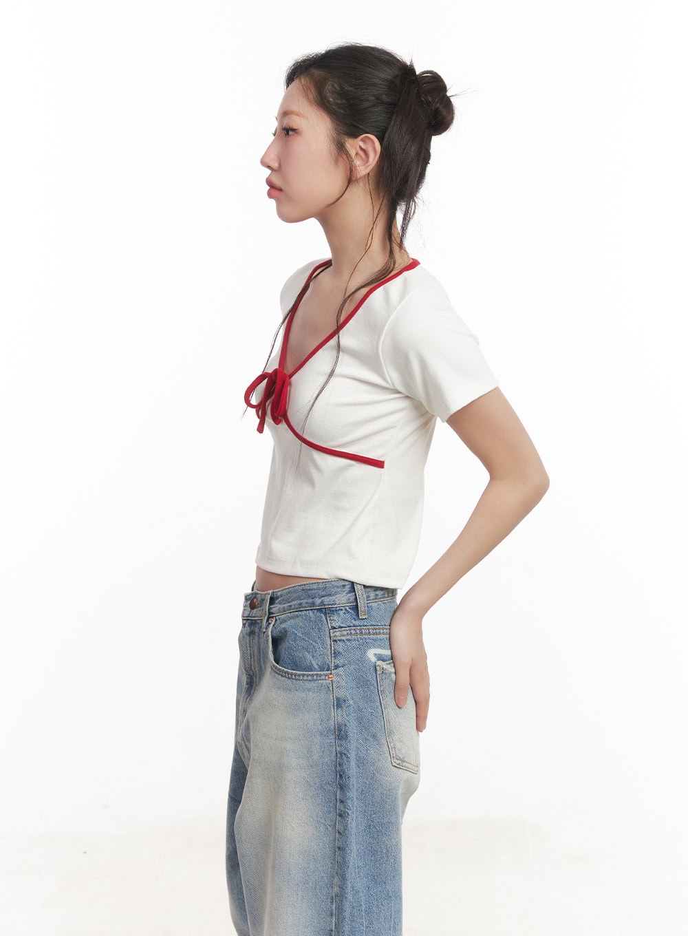ribbon-v-neck-crop-top-ca530