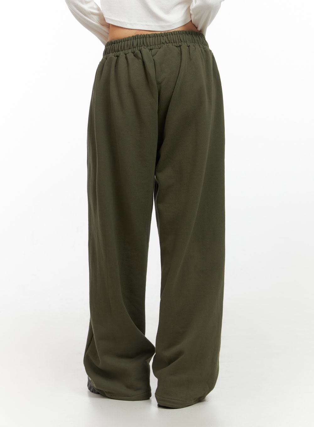 classic-cotton-wide-fit-sweatpants-is427