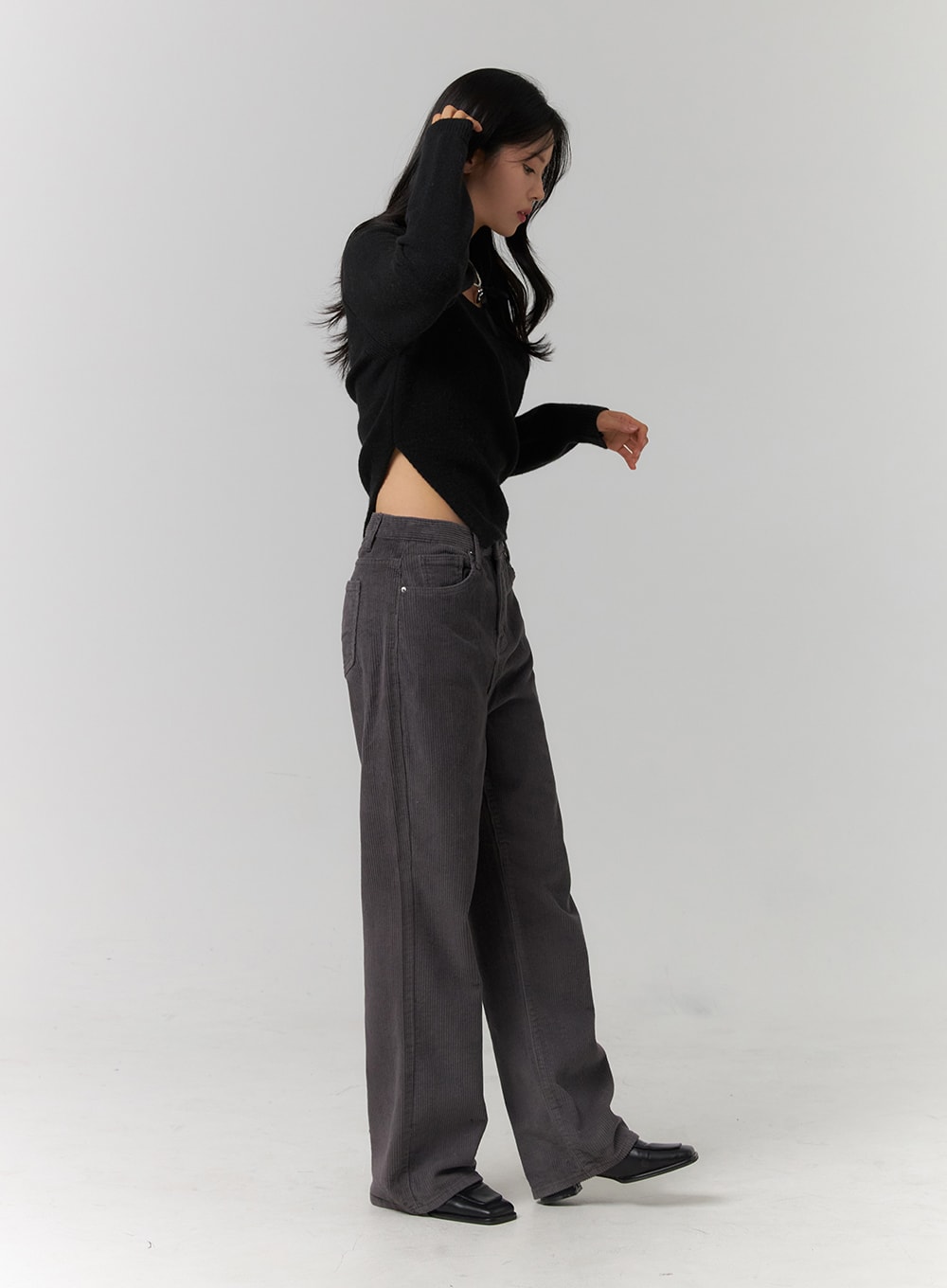 crew-neck-slit-knit-sweater-oj418