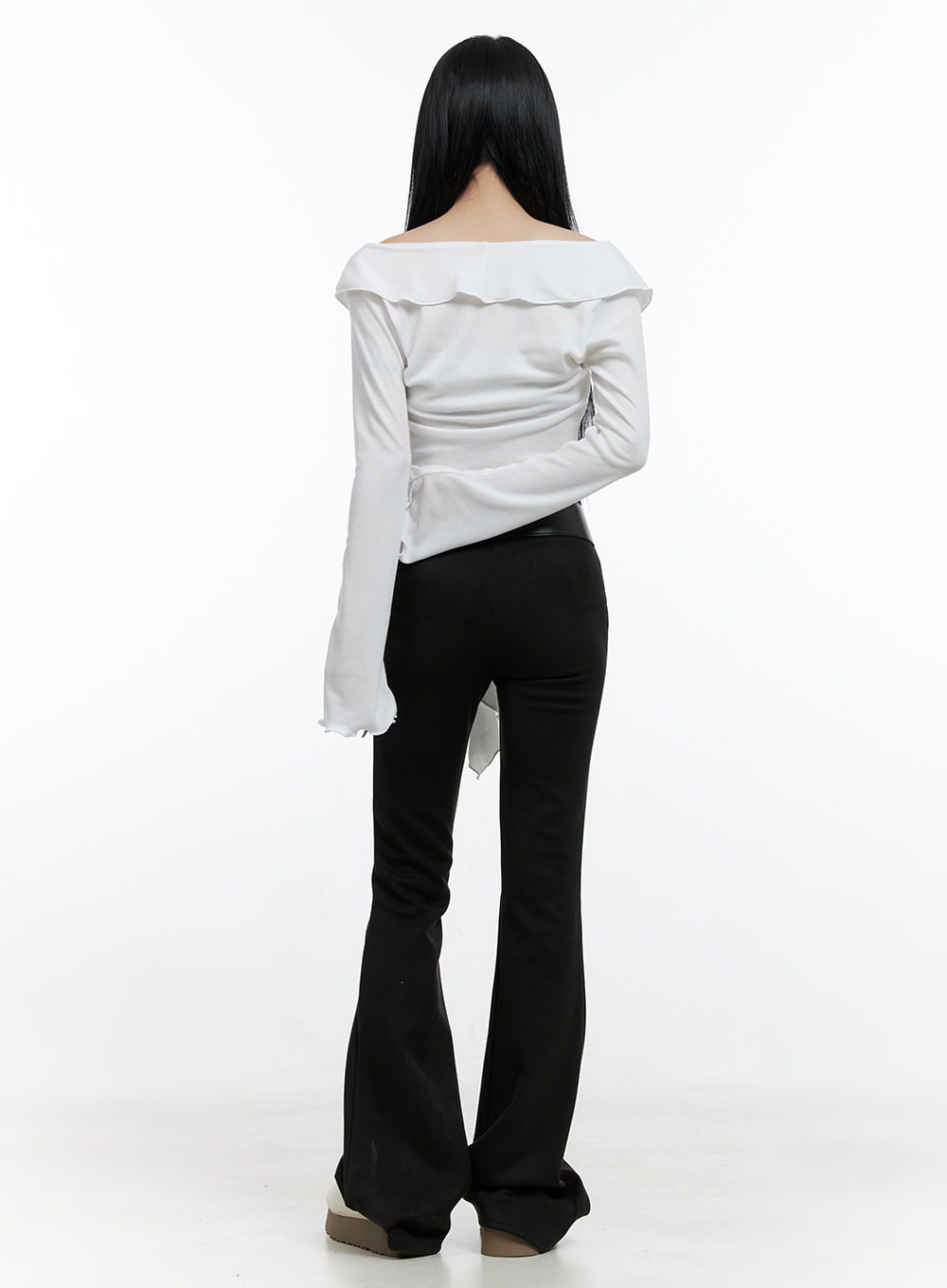 ruffle-v-neck-long-sleeve-crop-top-cn408