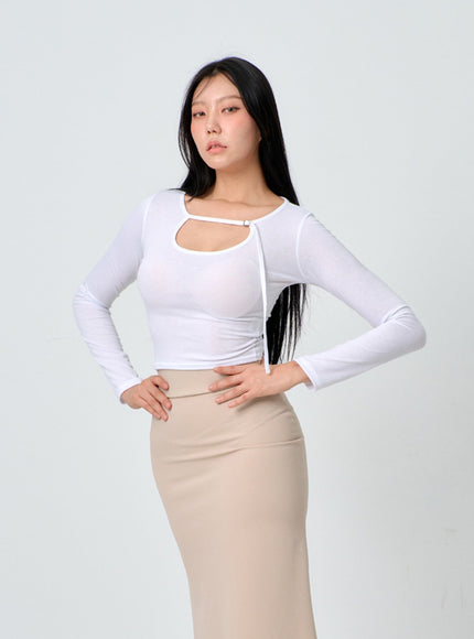 Cut-Out Cropped Top IF301