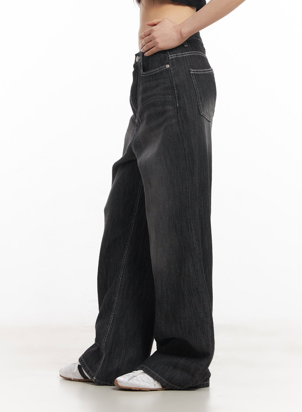 luna-stitched-washed-wide-leg-jeans-ca523
