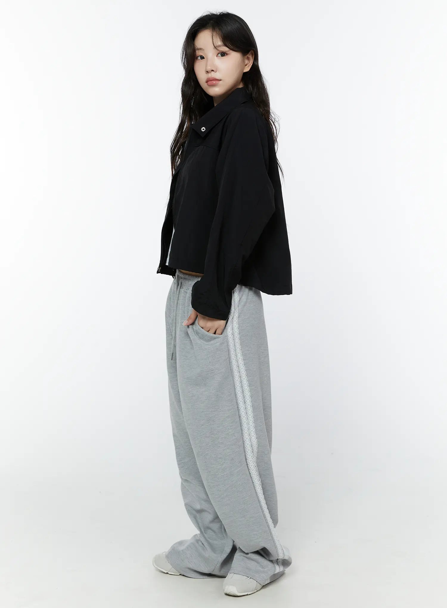 lace-accent-wide-leg-sweatpants-iy507