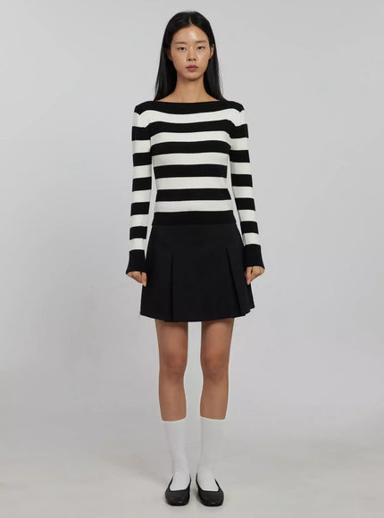 Pintuck Mini Skirt IJ508