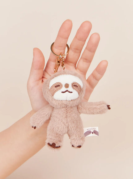soft-sloth-keyring-im527