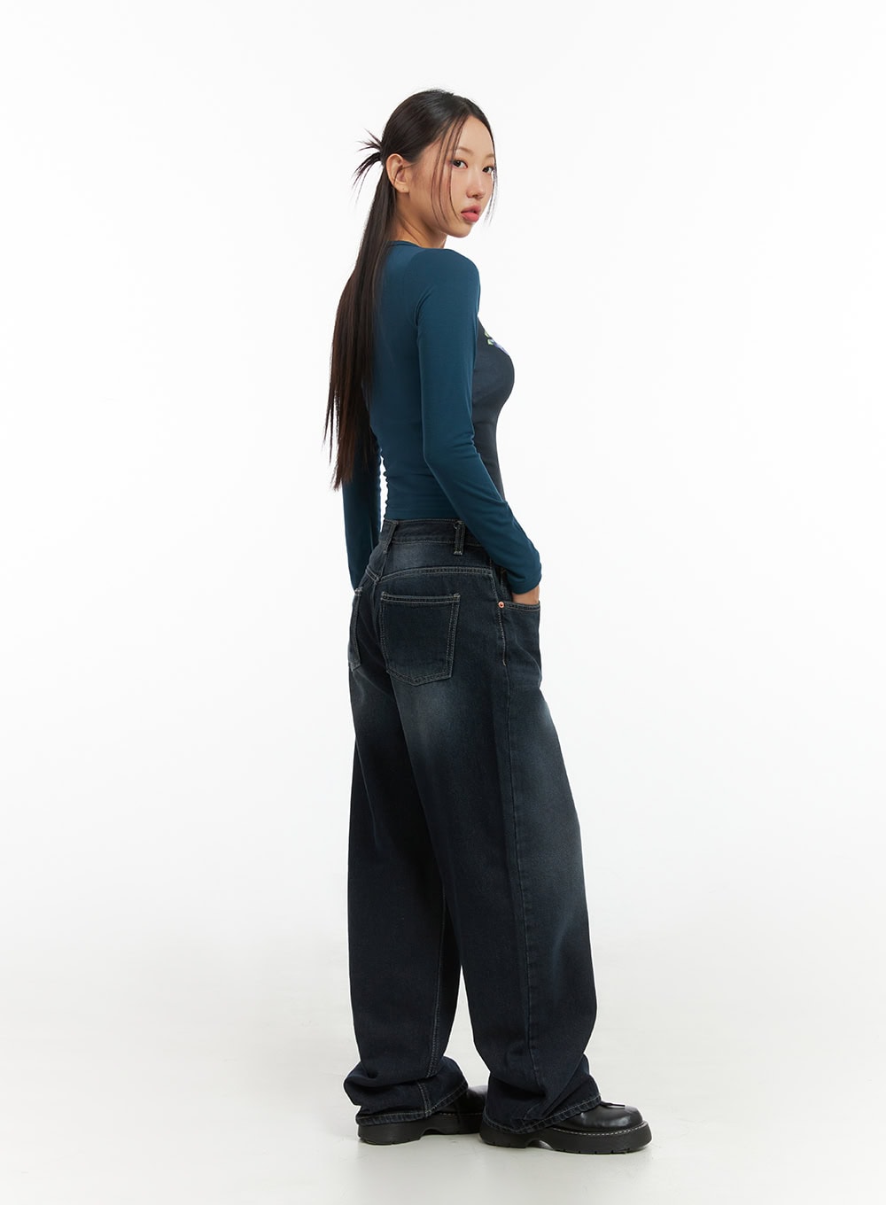 evelyn-washed-baggy-jeans-dark-blue-is402