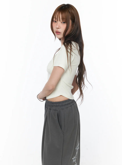 sweetheart-neck-ruched-tee-cy529