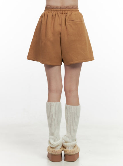 corduroy-high-waisted-shorts-on408