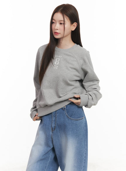 Embroidered Crewneck Sweatshirt CM512