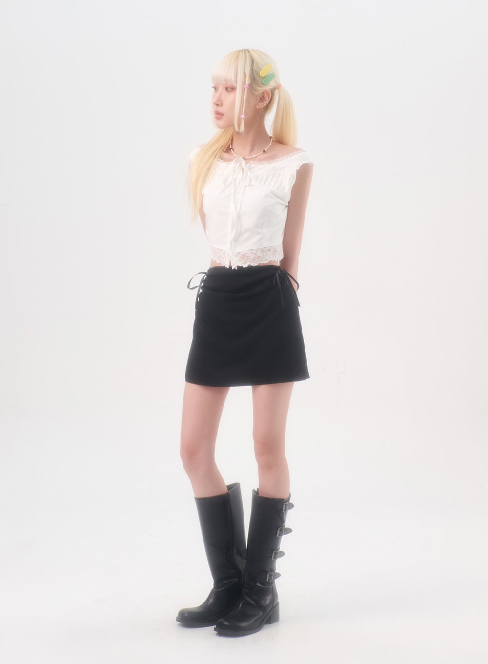 side-ribbon-mini-skirt-il307