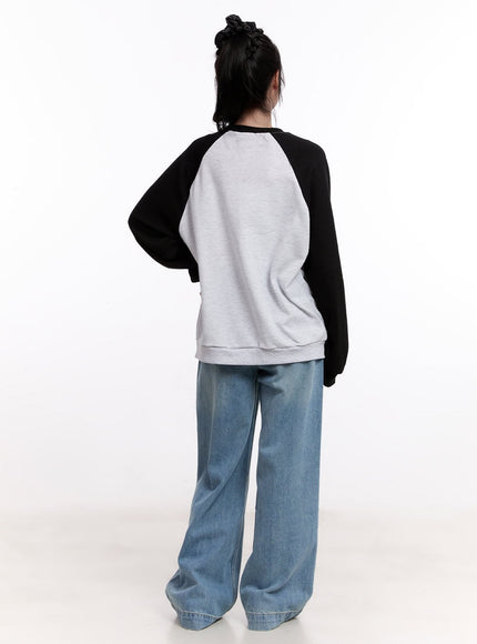 casual-graphic-logo-sweatshirt-cm527