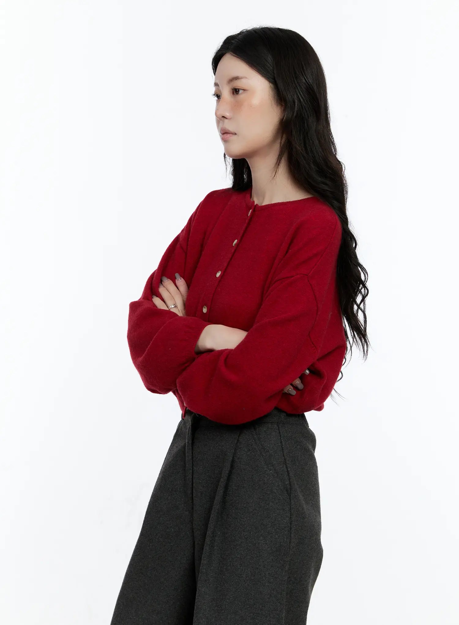 classic-round-neck-cardigan-cn517