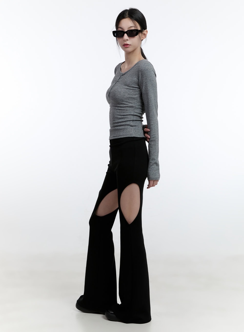 back-cut-out-slim-fit-long-sleeve-top-cj521