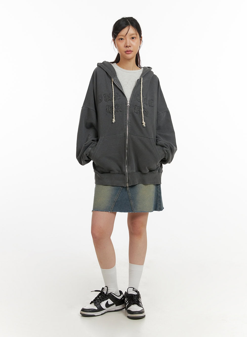 oversized-zip-up-hoodie-iy410