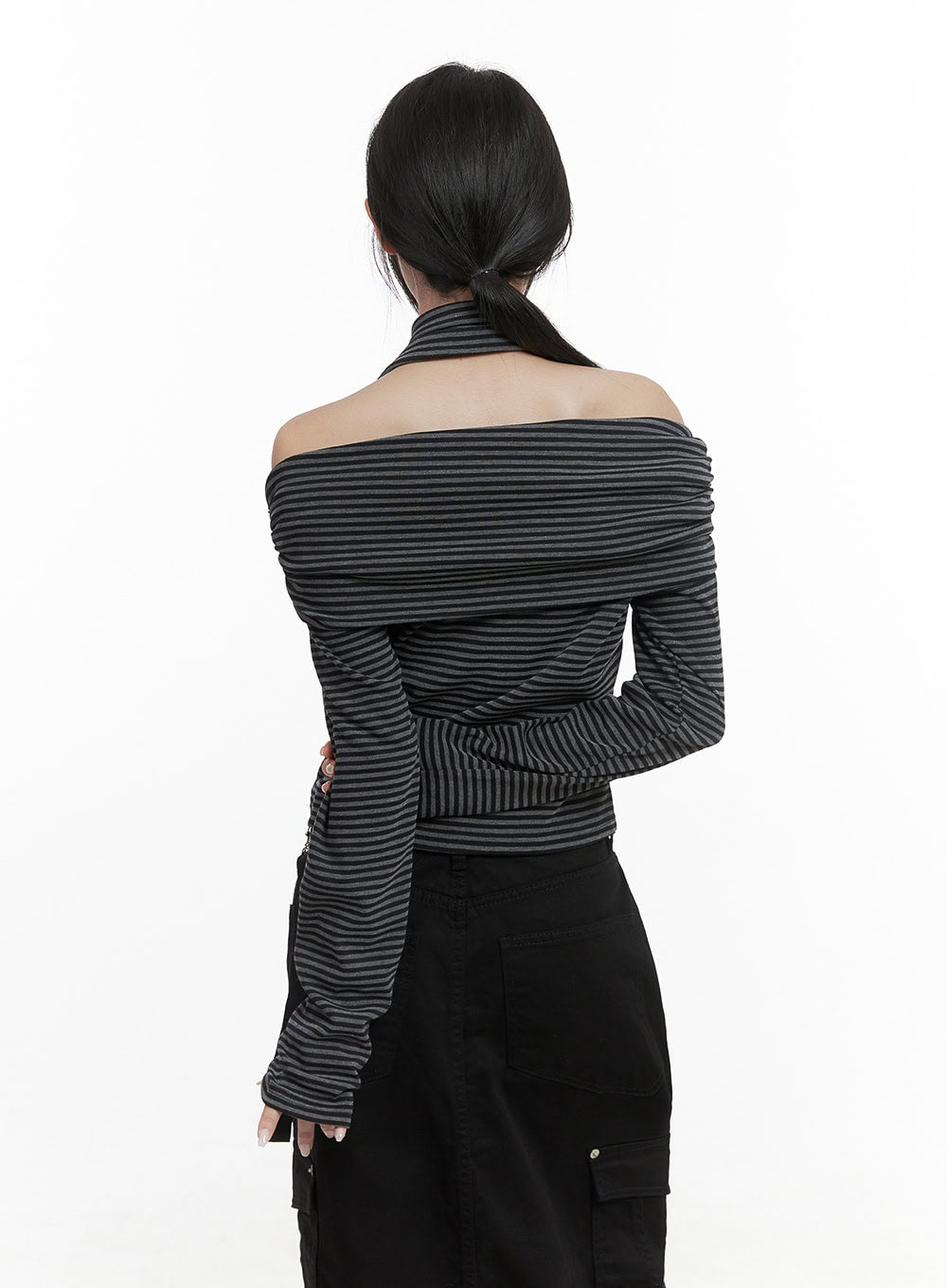 striped-off-shoulder-crop-top-scarf-set-cs430