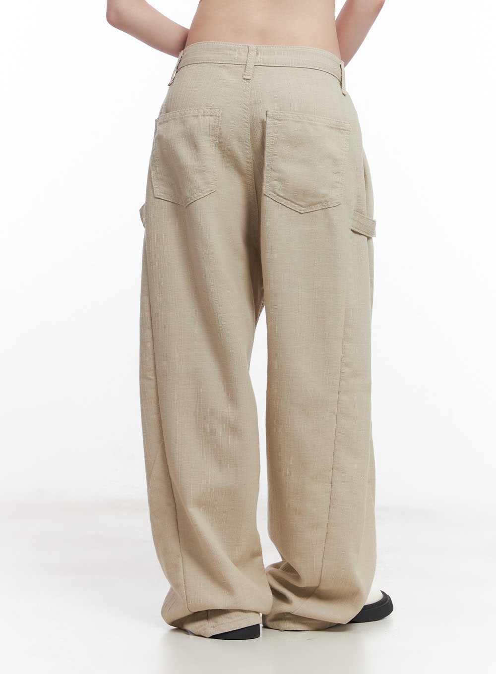 wide-fit-buttoned-pants-cu506