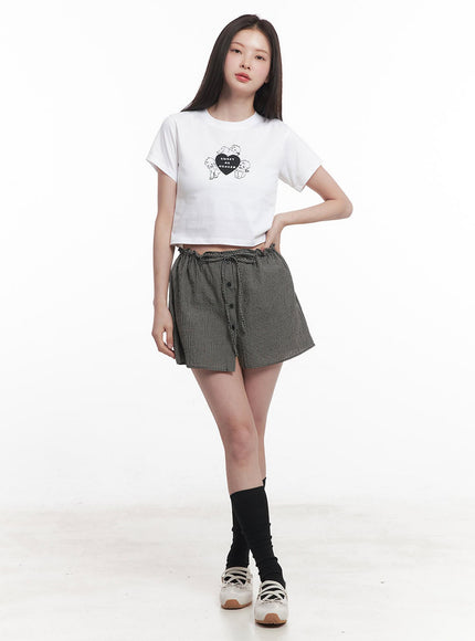 checkered-ribbon-button-mini-skirt-iy513